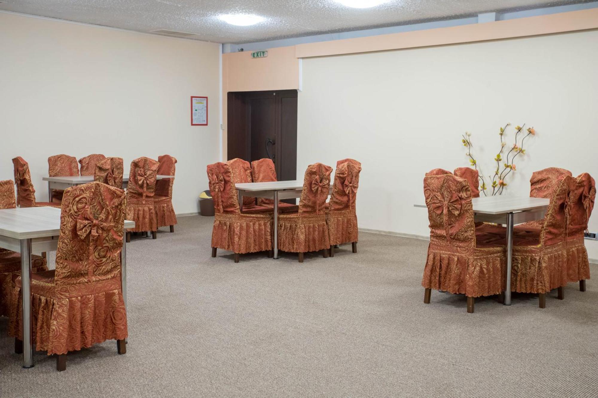 Park Hotel Ivailo Veliko Tarnovo Exterior photo