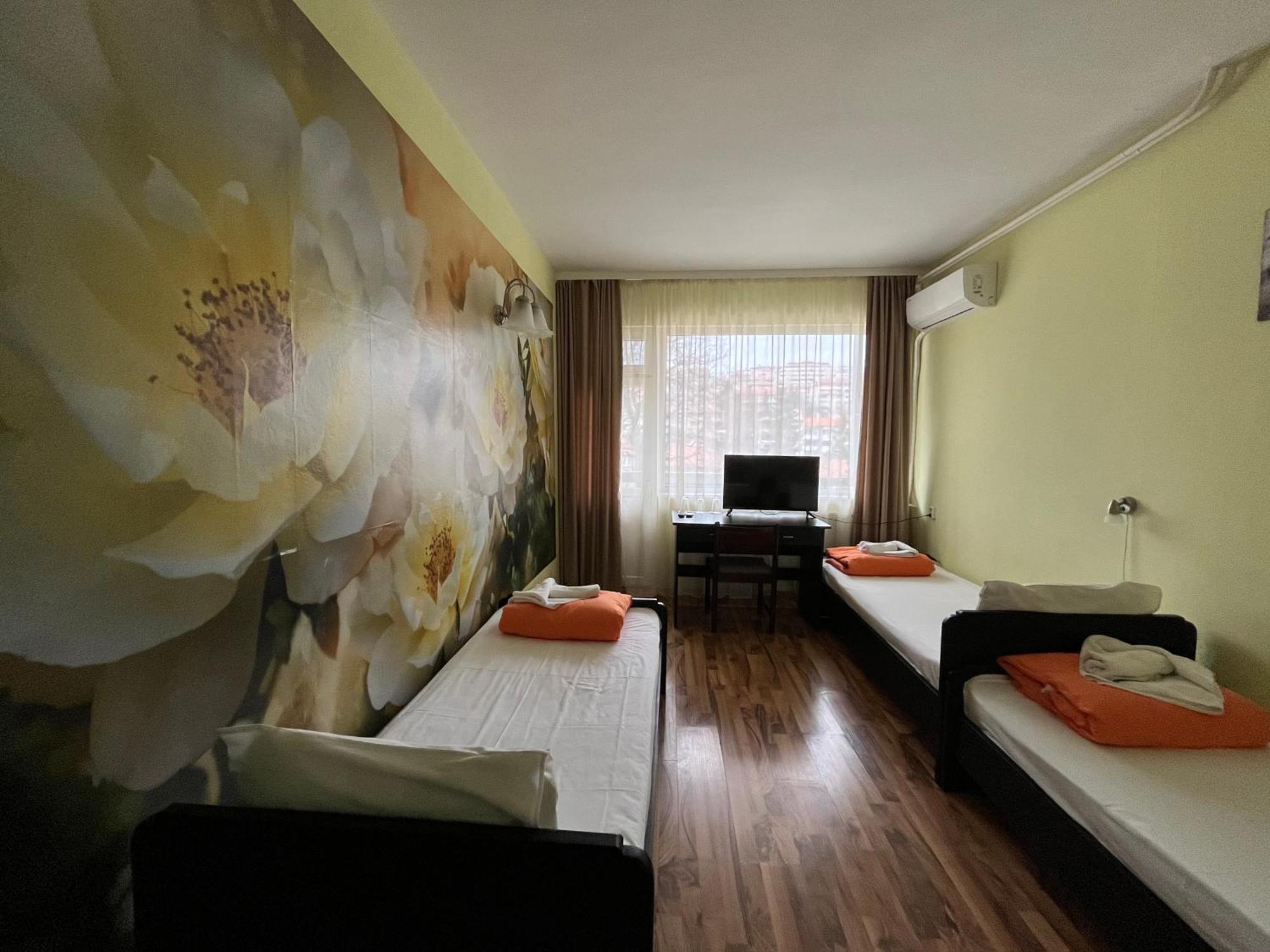 Park Hotel Ivailo Veliko Tarnovo Room photo